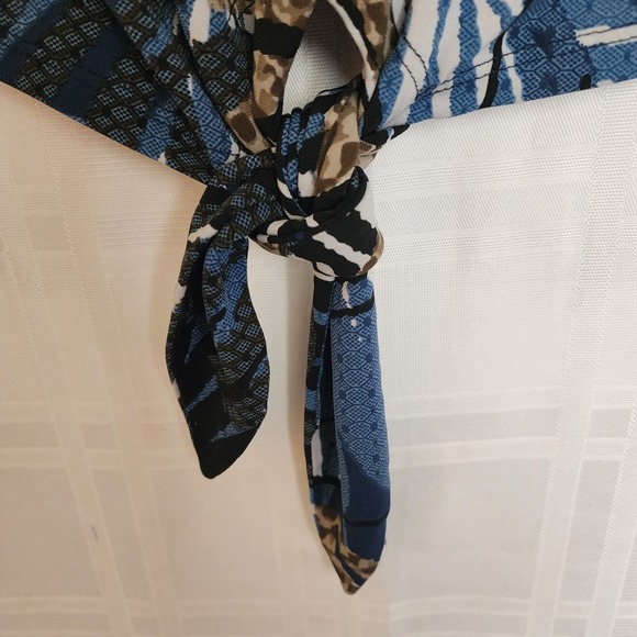 Frank Lyman Blouse Size 16 Tropical Leaf Print Blue Black Short Sleeve Fancy Zip - Picture 5 of 6